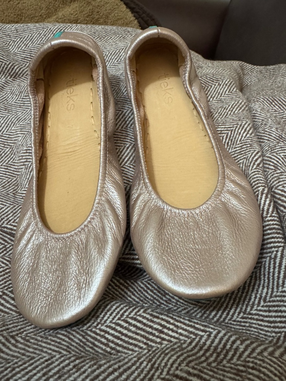 Tieks by Gavrieli Metallic Champagne Leather Ballet Flats Size 7 – Never Worn